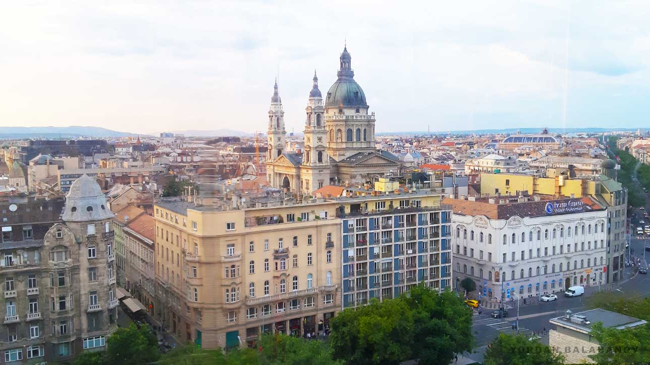 Budapest's Magnificent Spin: A Journey Through the History of the Ferris Wheel Budapest's Magnificent Spin: A Journey Through the History of the Ferris Wheel